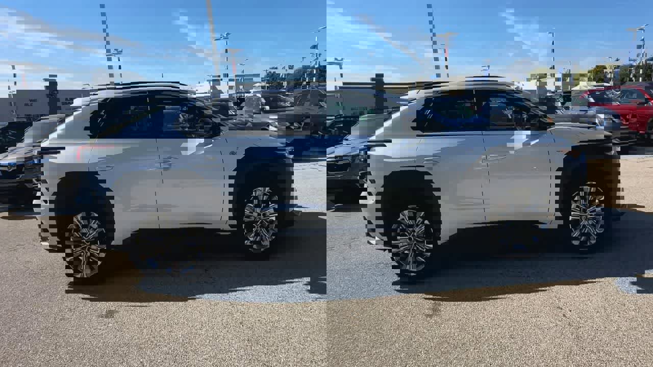 Used 2024 Subaru Solterra Touring w/ Touring Package image 9