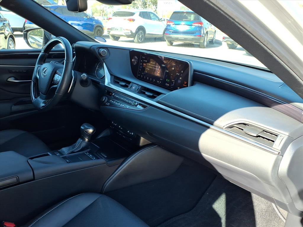 Used 2019 Lexus ES 350 w/ Premium Package image 18