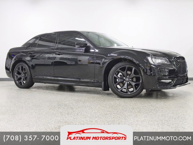 Used 2022 Chrysler 300 S w/ Comfort Group RWD image 1