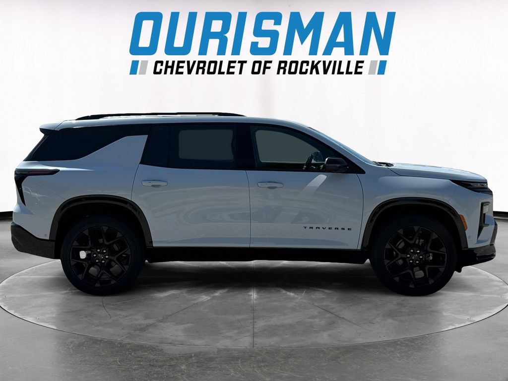 New 2026 Chevrolet Traverse RS w/ LPO, Floor Liner Package AWD/4WD image 7