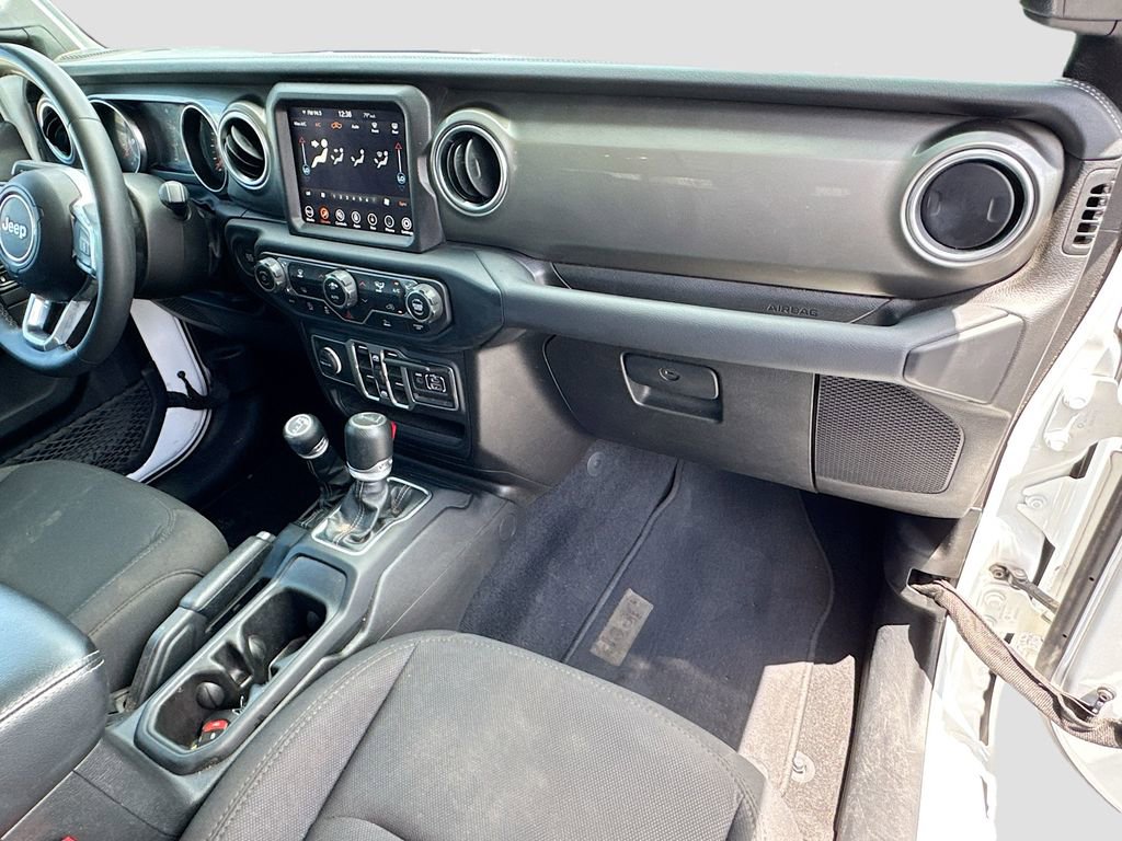 Used 2023 Jeep Gladiator Overland AWD/4WD image 34