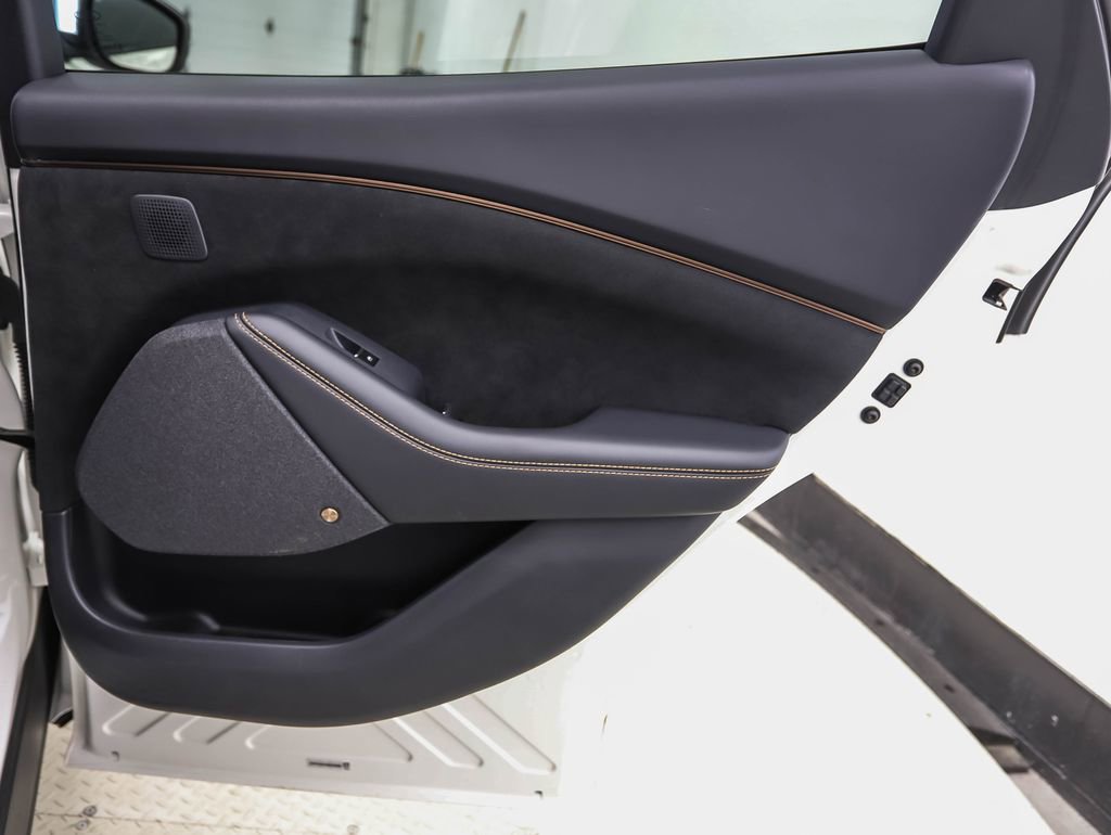 Used 2022 Ford Mustang Mach-E GT image 23