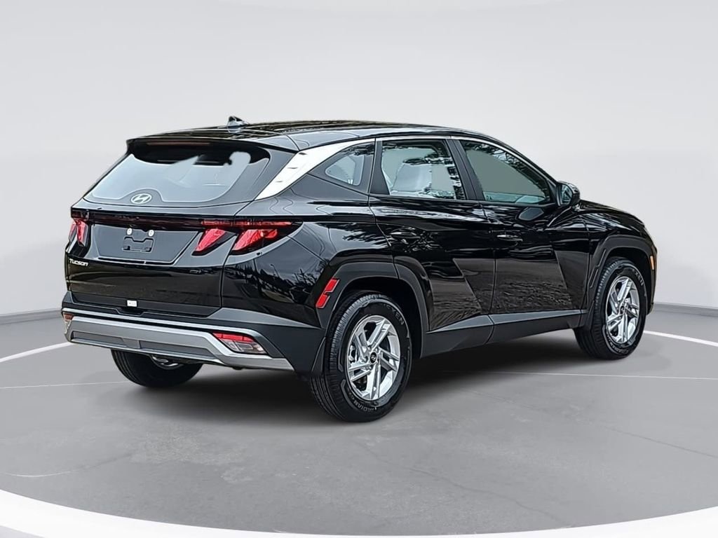 New 2026 Hyundai Tucson SE image 5