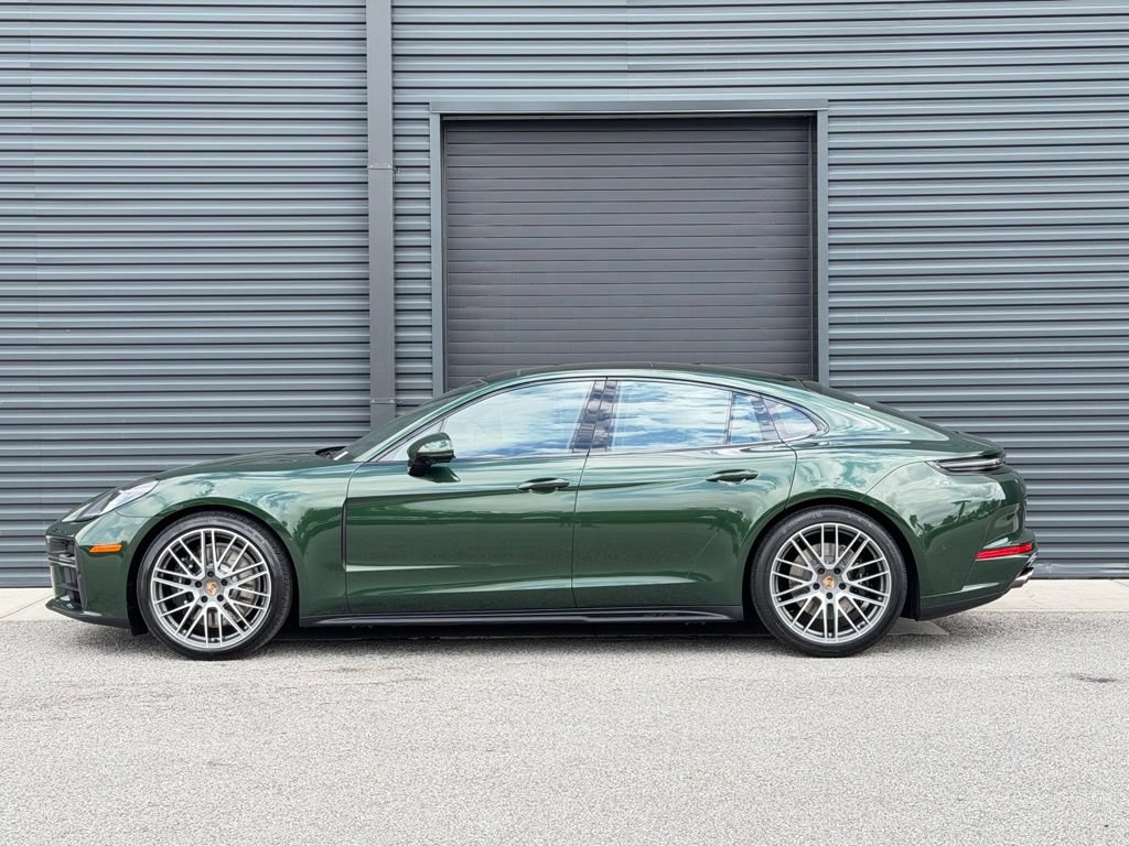 New 2026 Porsche Panamera GTS AWD/4WD image 2