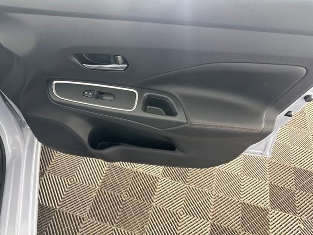 Certified 2025 Nissan Versa SR w/ Trunk Package FWD image 19