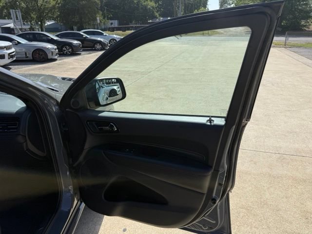 Used 2025 Dodge Durango R/T w/ Blacktop Package AWD/4WD image 19