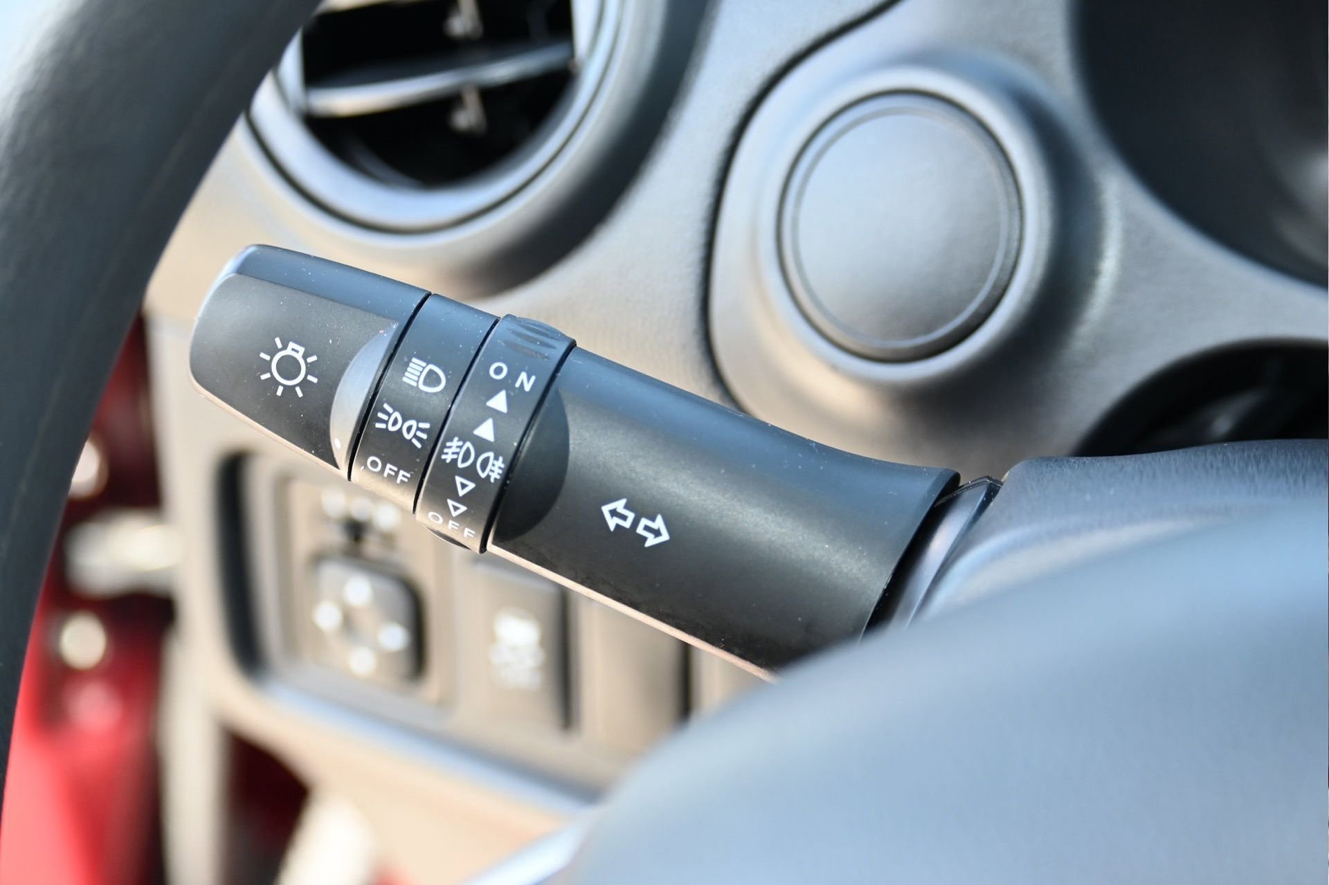 Used 2024 Mitsubishi Mirage ES image 32