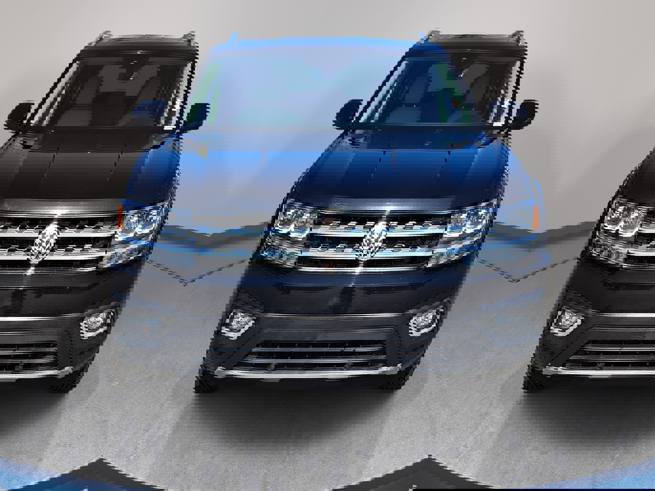 Used 2018 Volkswagen Atlas SEL image 2