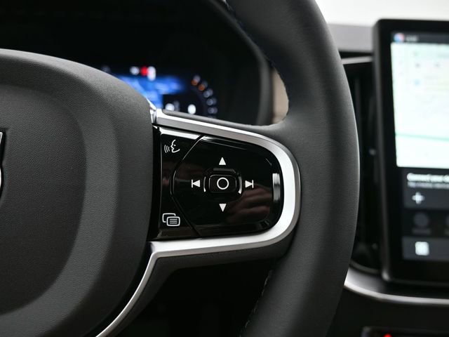 New 2026 Volvo XC90 B6 Ultra w/ Protection Package image 25