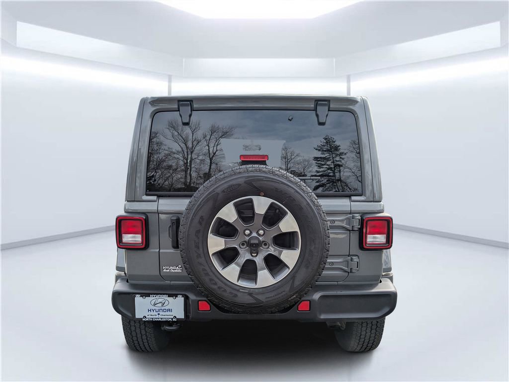 Used 2022 Jeep Wrangler Unlimited Sahara w/ Cold Weather Group image 4