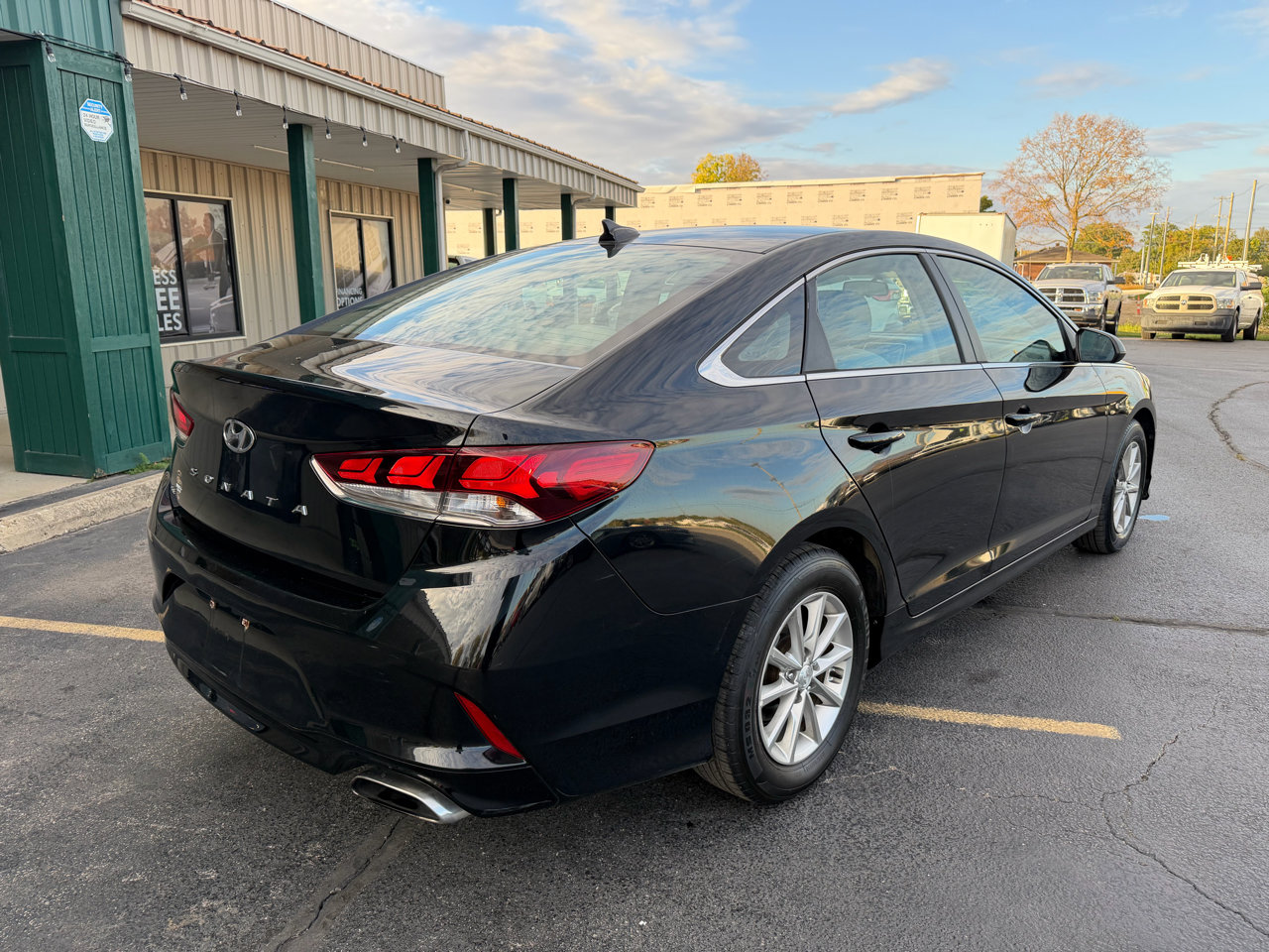 Used 2019 Hyundai Sonata SE image 3