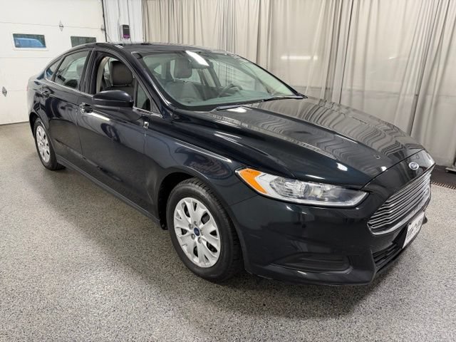 Used 2014 Ford Fusion S FWD image 3