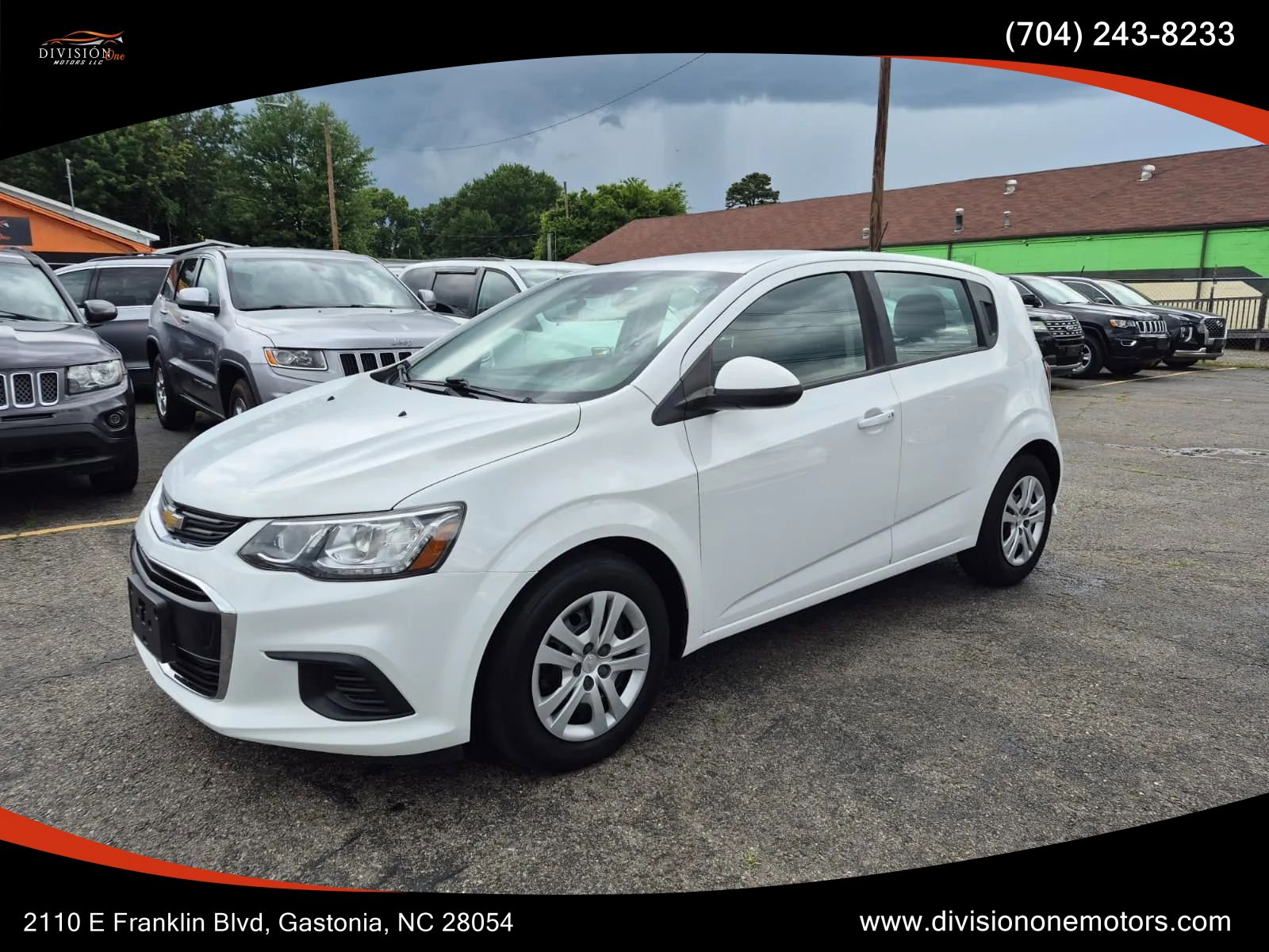 Used 2020 Chevrolet Sonic LT FWD image 3