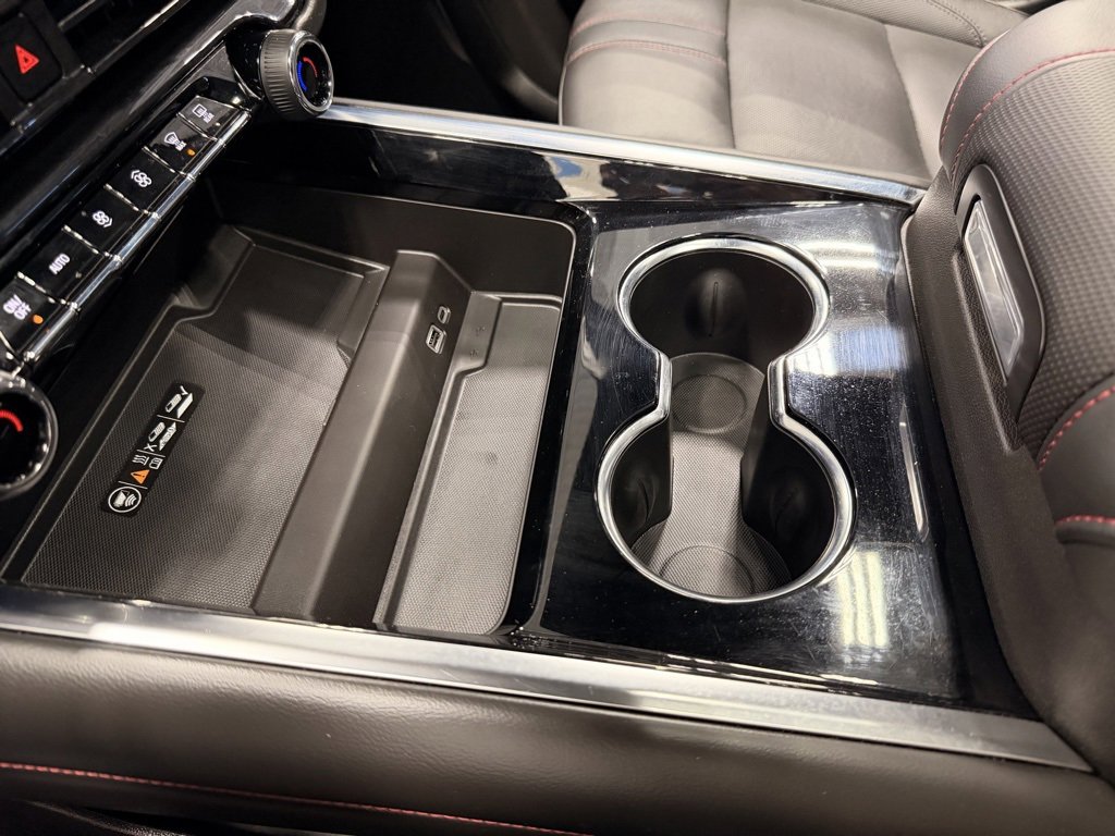 Used 2025 Chevrolet Suburban RST w/ Sun And Tow Package image 32