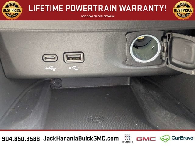 Used 2025 Buick Envista Preferred FWD image 24