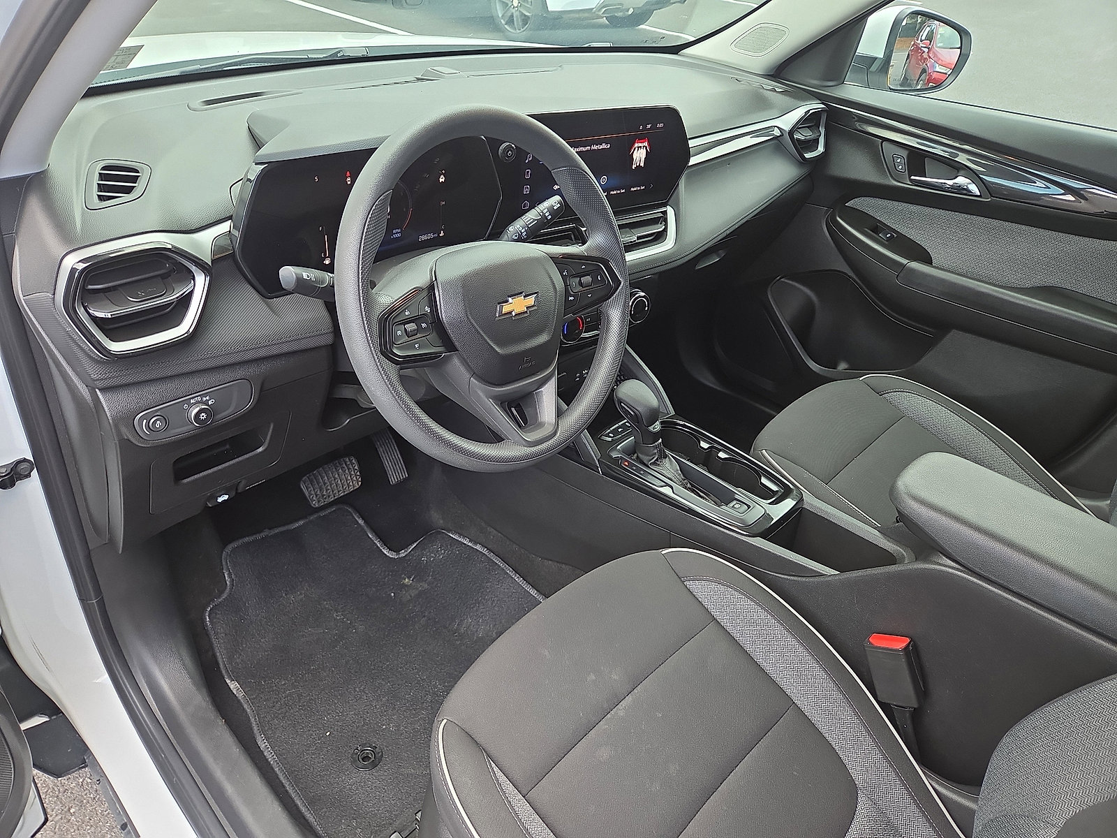 Used 2025 Chevrolet TrailBlazer LT image 15