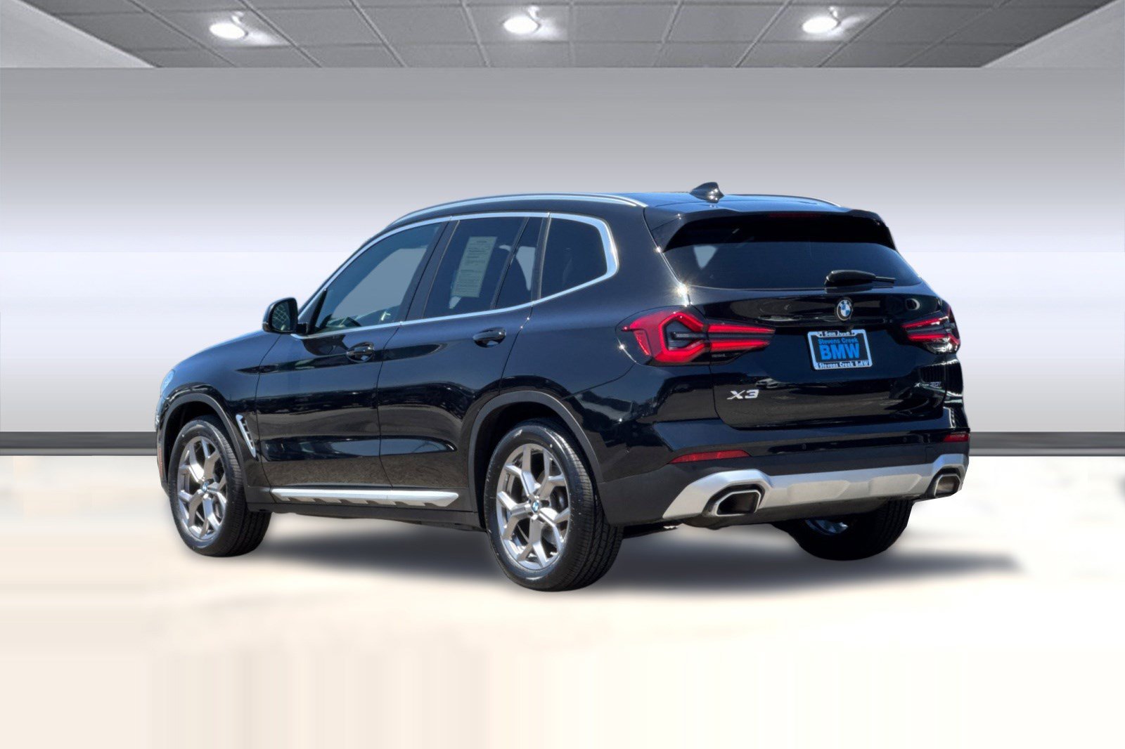 Certified 2023 BMW X3 xDrive30i w/ Premium Package AWD/4WD image 3