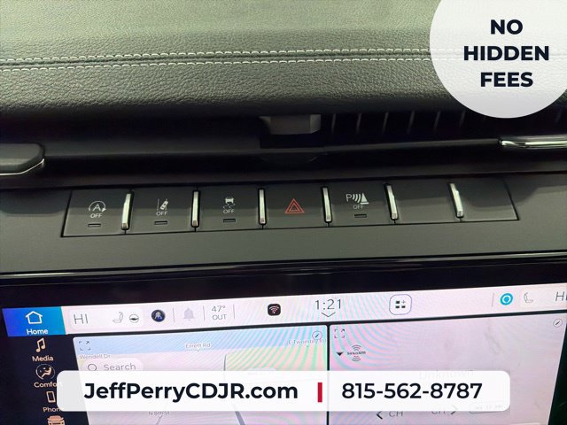 New 2026 Jeep Grand Cherokee Altitude AWD/4WD image 19