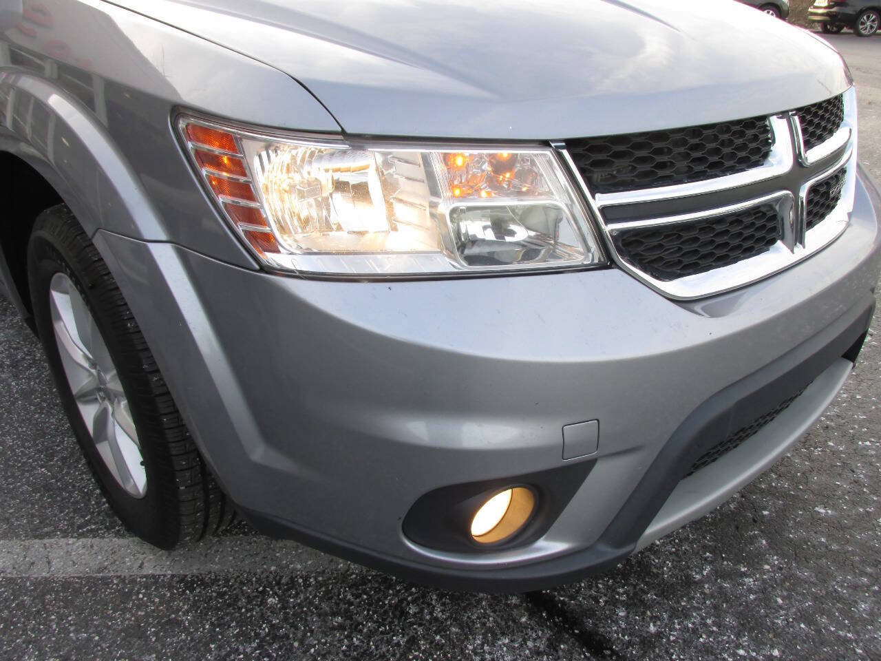 Used 2015 Dodge Journey SXT w/ Flexible Seating Group FWD image 29