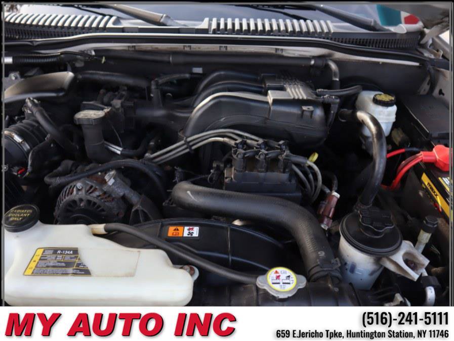 Used 2010 Ford Explorer XLT AWD/4WD image 23