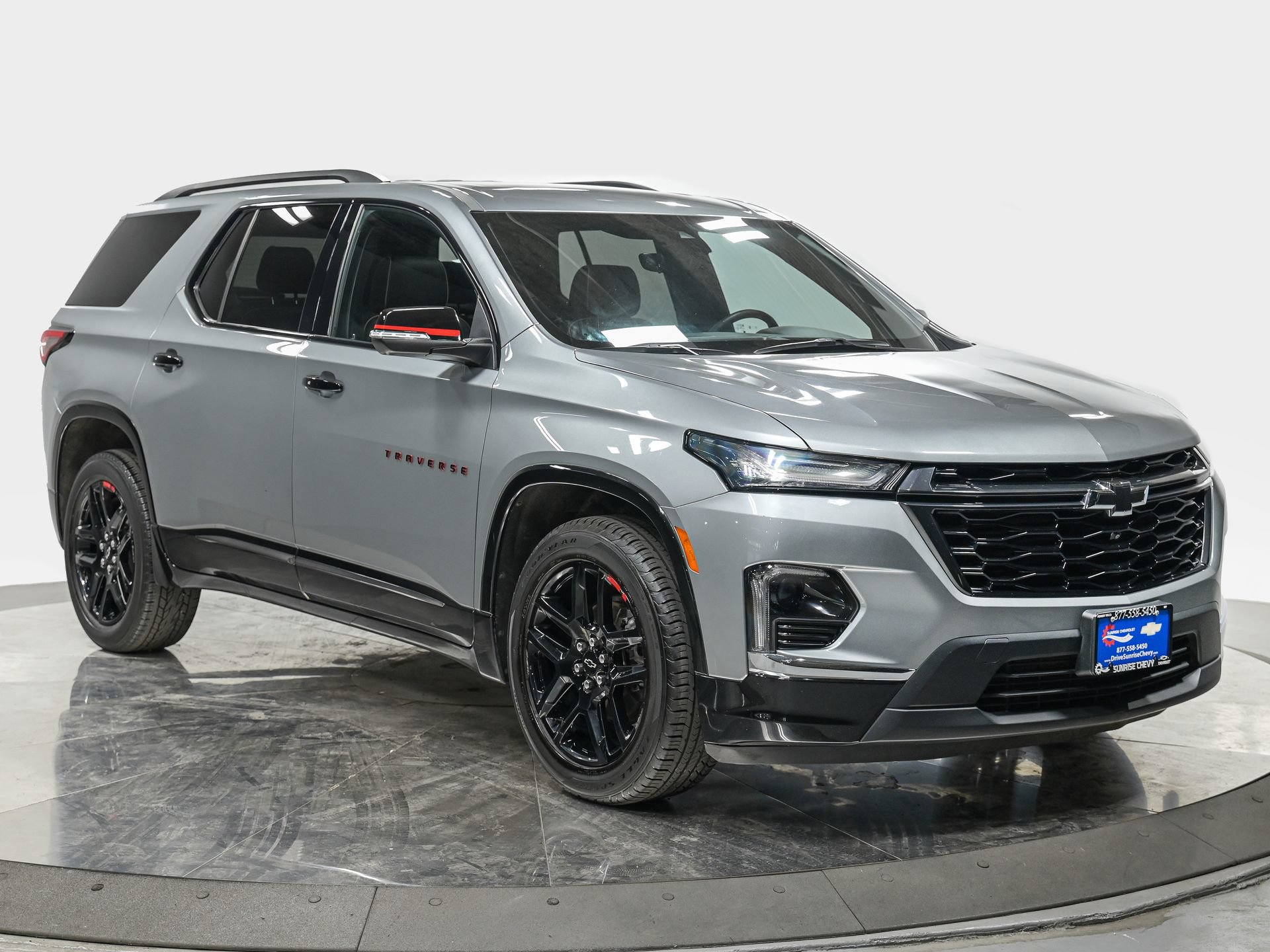 Used 2024 Chevrolet Traverse Premier w/ Redline Edition AWD/4WD image 9