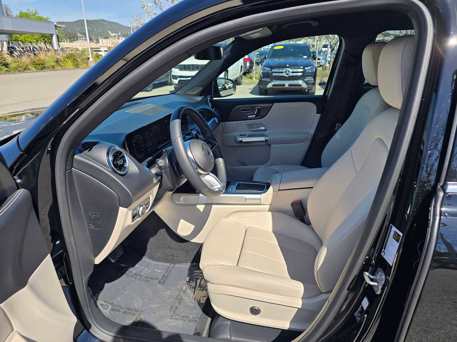 Used 2026 Mercedes-Benz GLB 250 image 21