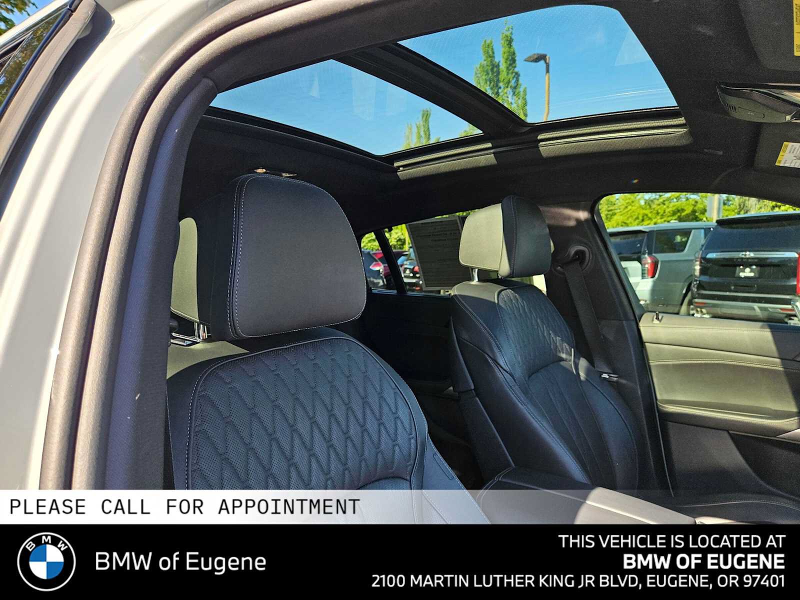 Used 2024 BMW X6 xDrive40i w/ Executive Package AWD/4WD image 13
