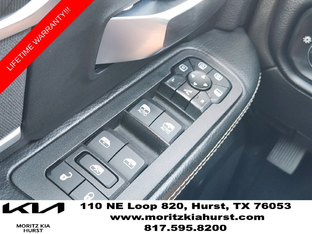 Used 2025 RAM 2500 Big Horn AWD/4WD image 27
