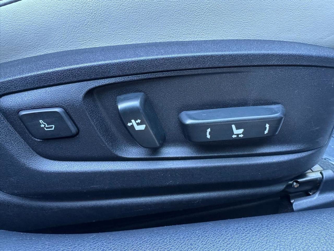 Used 2014 Lexus ES 350 w/ Premium Package image 43