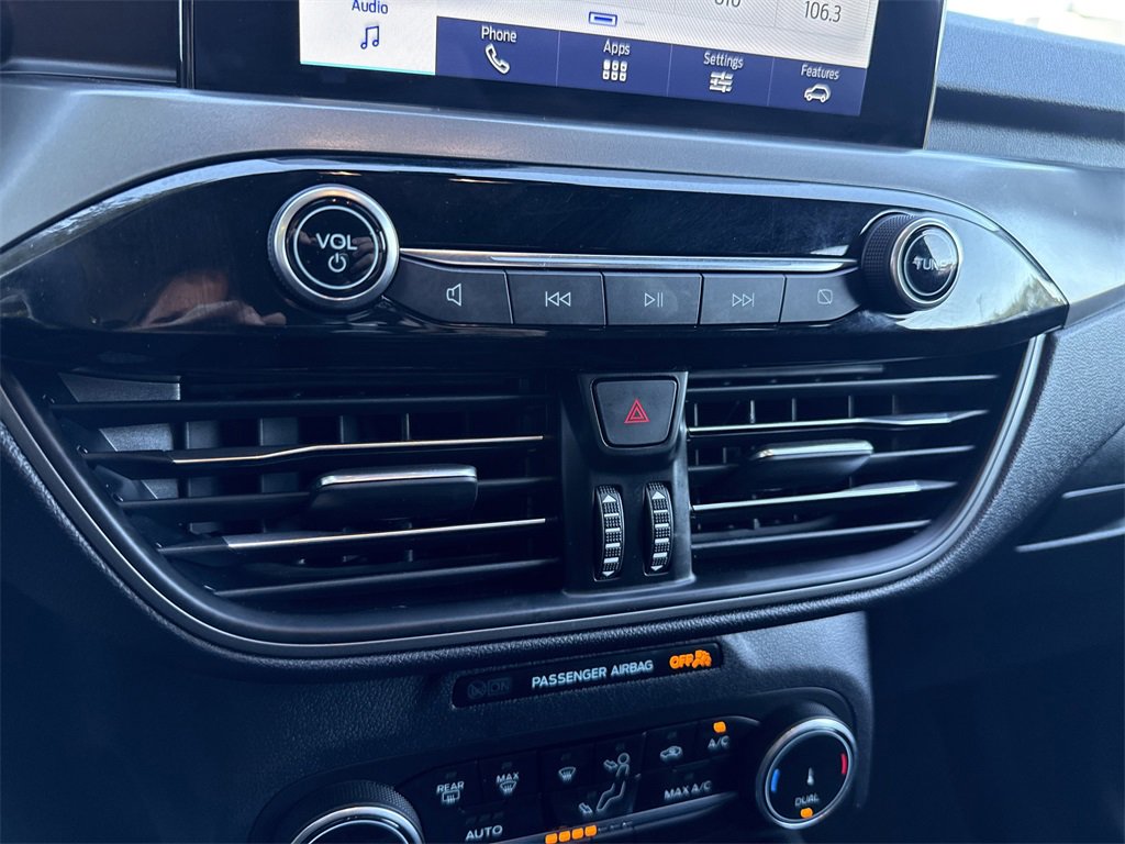 Used 2025 Ford Escape Active image 28