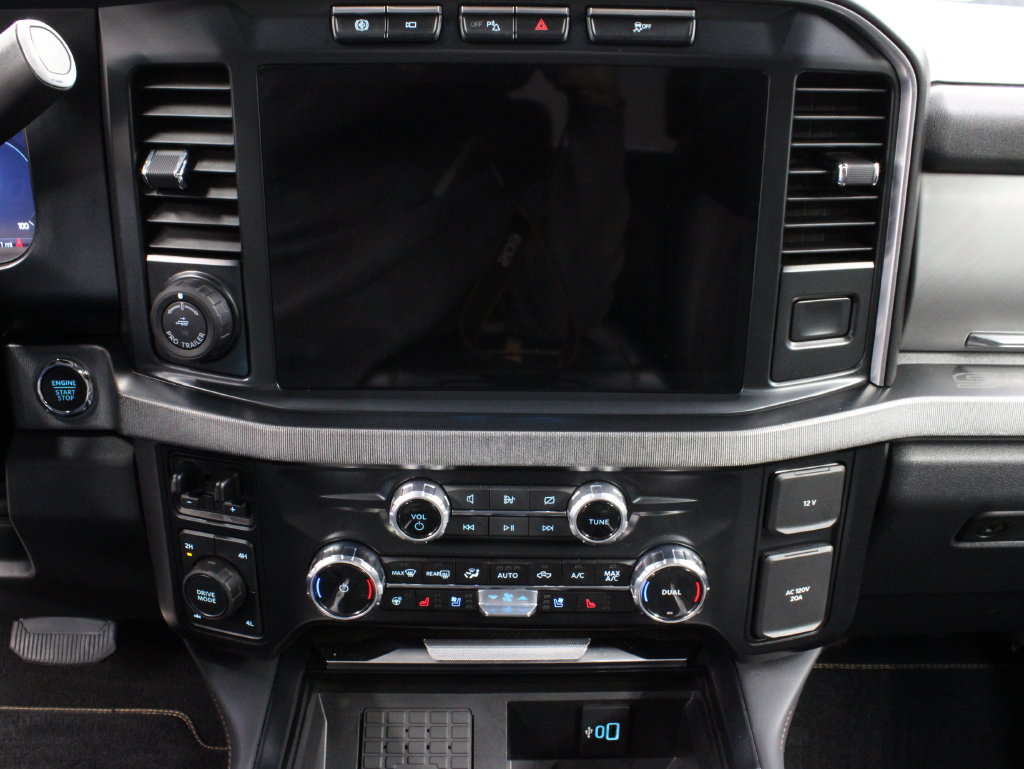 Used 2024 Ford F250 Platinum AWD/4WD image 19