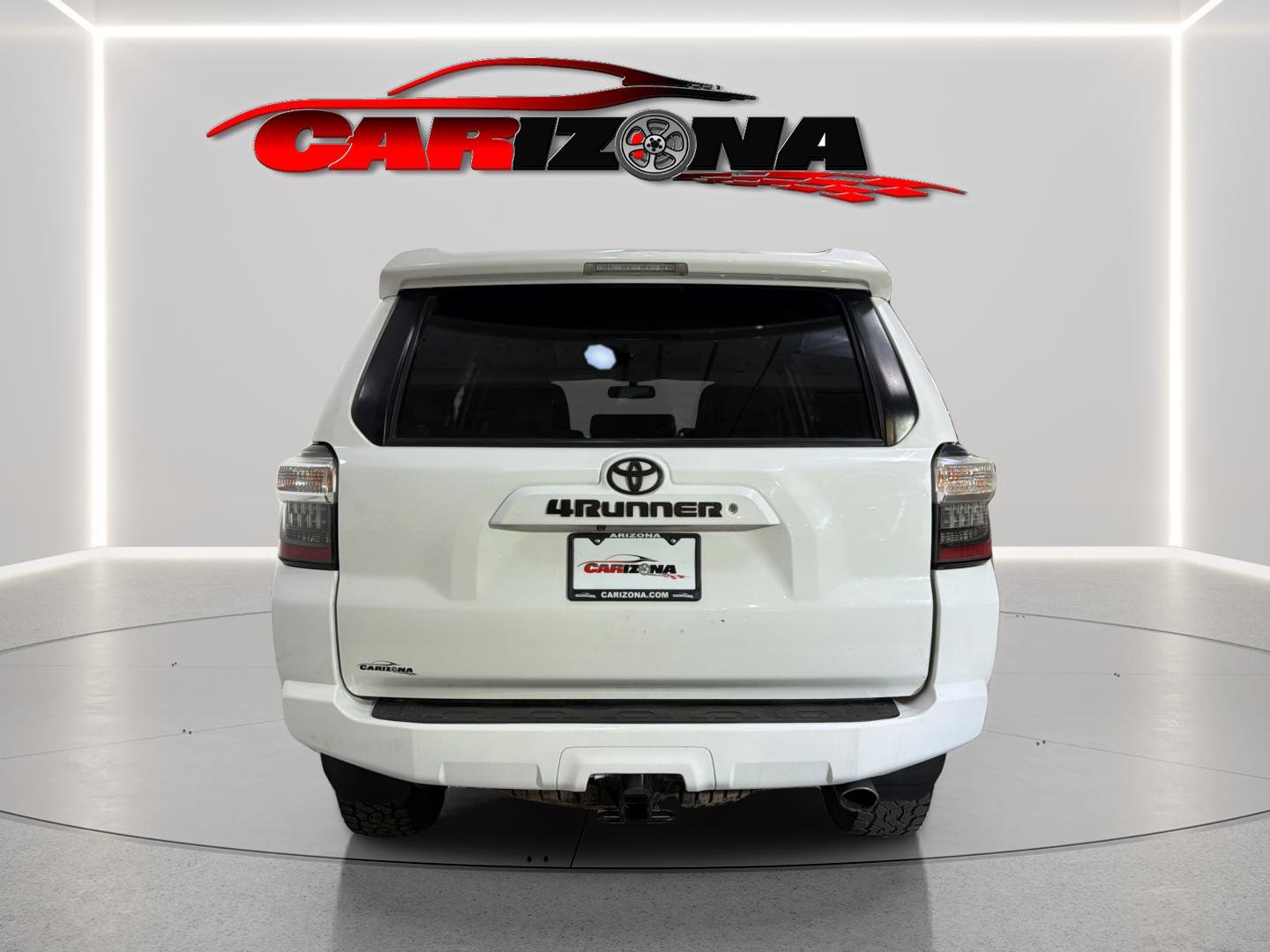 Used 2018 Toyota 4Runner SR5 AWD/4WD image 9