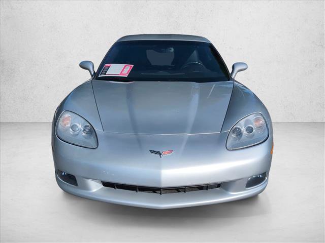Used 2009 Chevrolet Corvette Coupe RWD image 2
