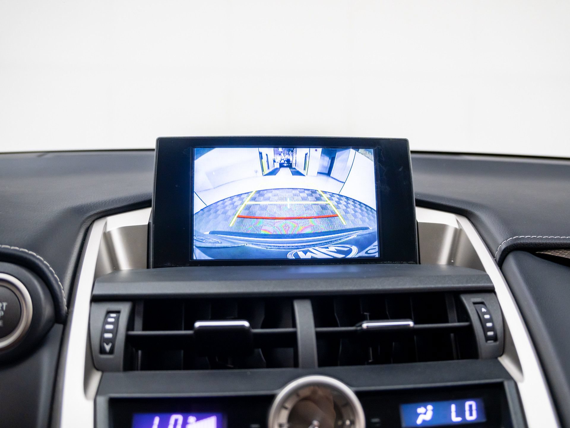 Used 2015 Lexus NX 200t AWD w/ Premium Package image 24