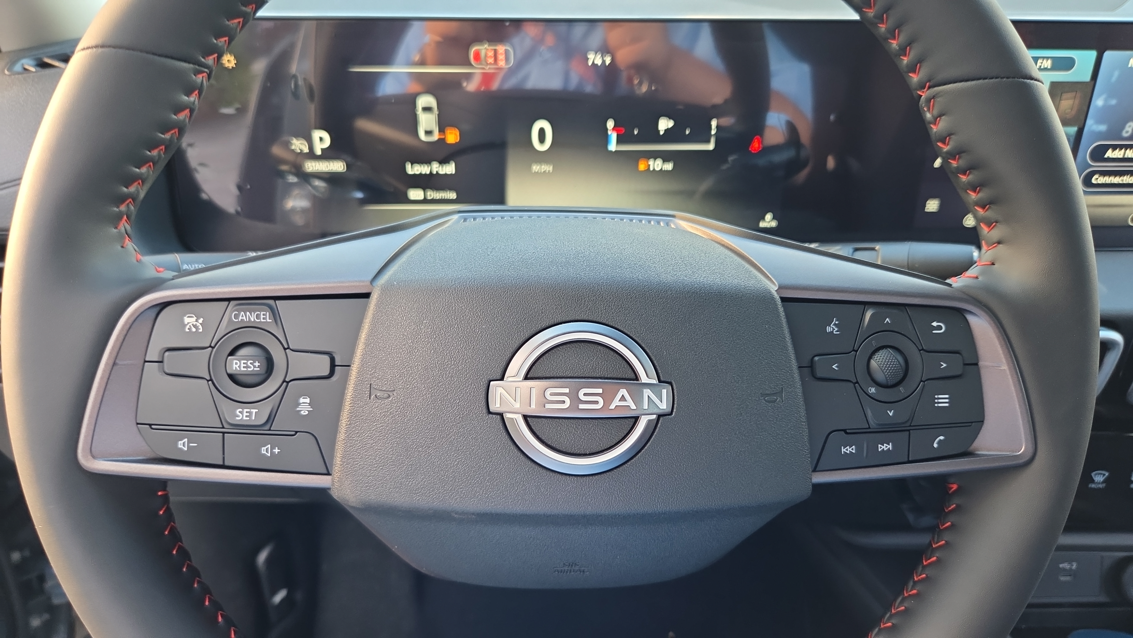 New 2027 Nissan Sentra SR w/ Floor Mat Package FWD image 24