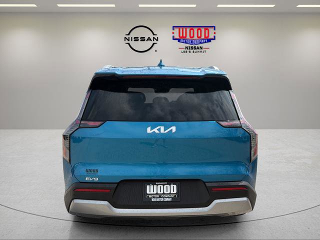 Used 2026 Kia EV9 Wind image 3