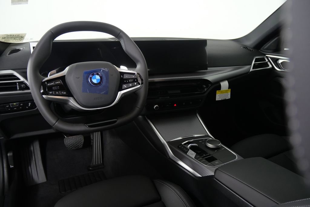 Used 2025 BMW 430i w/ Parking Assistance Package image 18