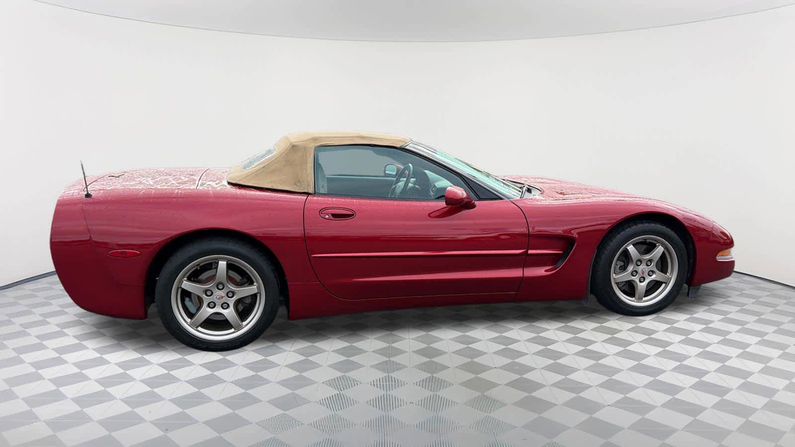 Used 1999 Chevrolet Corvette Convertible w/ Memory Pkg image 4