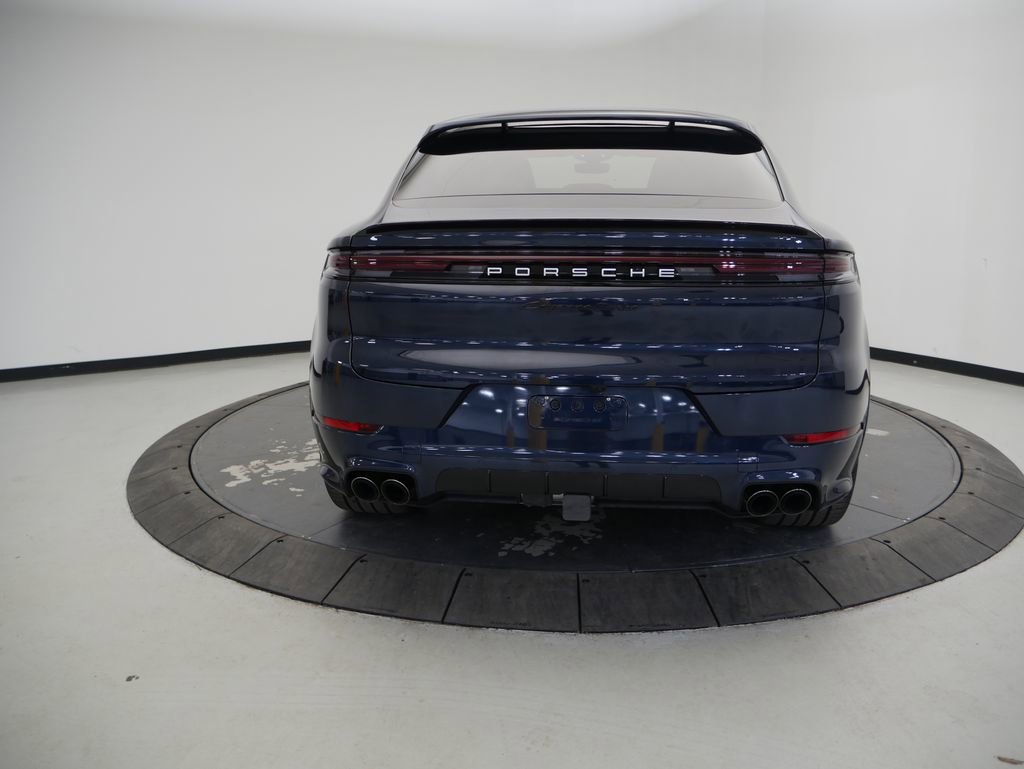 Certified 2024 Porsche Cayenne Turbo image 6
