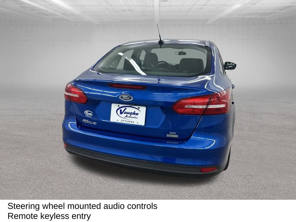 Used 2018 Ford Focus SE w/ SE Appearance Package FWD image 12