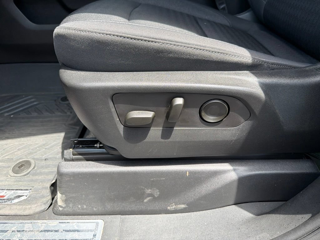 Used 2023 Chevrolet Silverado 1500 RST w/ Convenience Package II AWD/4WD image 17