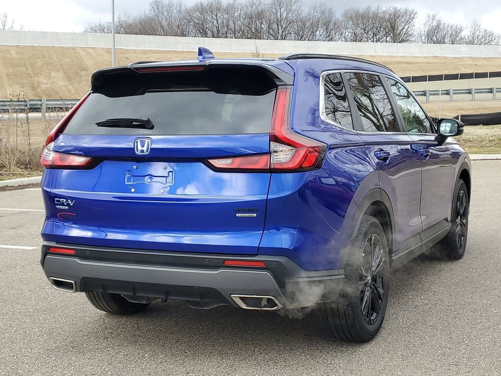 Used 2024 Honda CR-V Sport Touring image 3