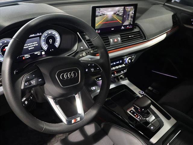 Used 2024 Audi Q5 e Prestige w/ Prestige Package image 14