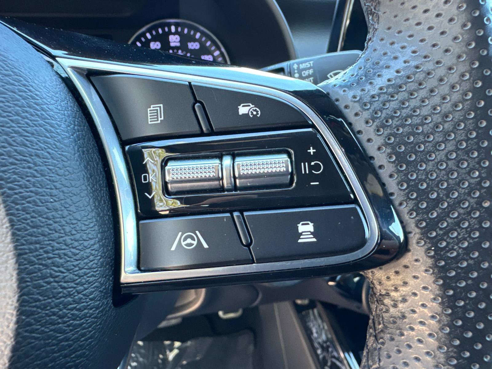 Used 2023 Kia Forte GT-Line w/ GT-Line Premium Package image 31