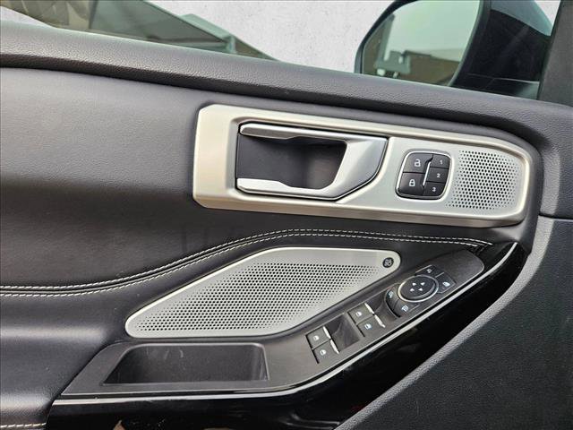 Used 2023 Ford Explorer ST w/ Equipment Group 401A AWD/4WD image 23