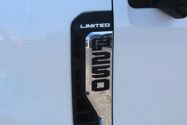 Used 2024 Ford F250 Limited AWD/4WD image 14