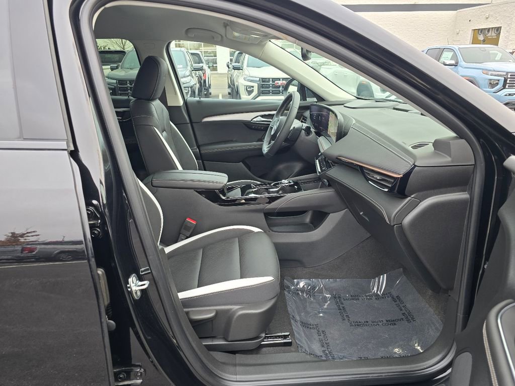 Certified 2025 Buick Envision Sport Touring image 34