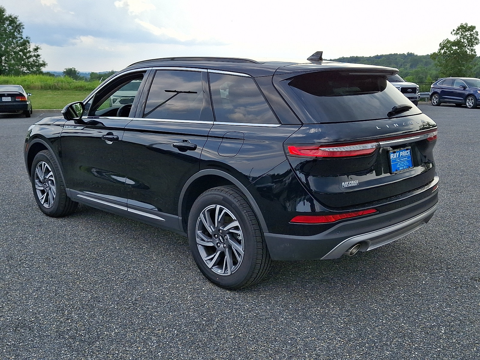 Certified 2026 Lincoln Corsair Premiere AWD/4WD image 5