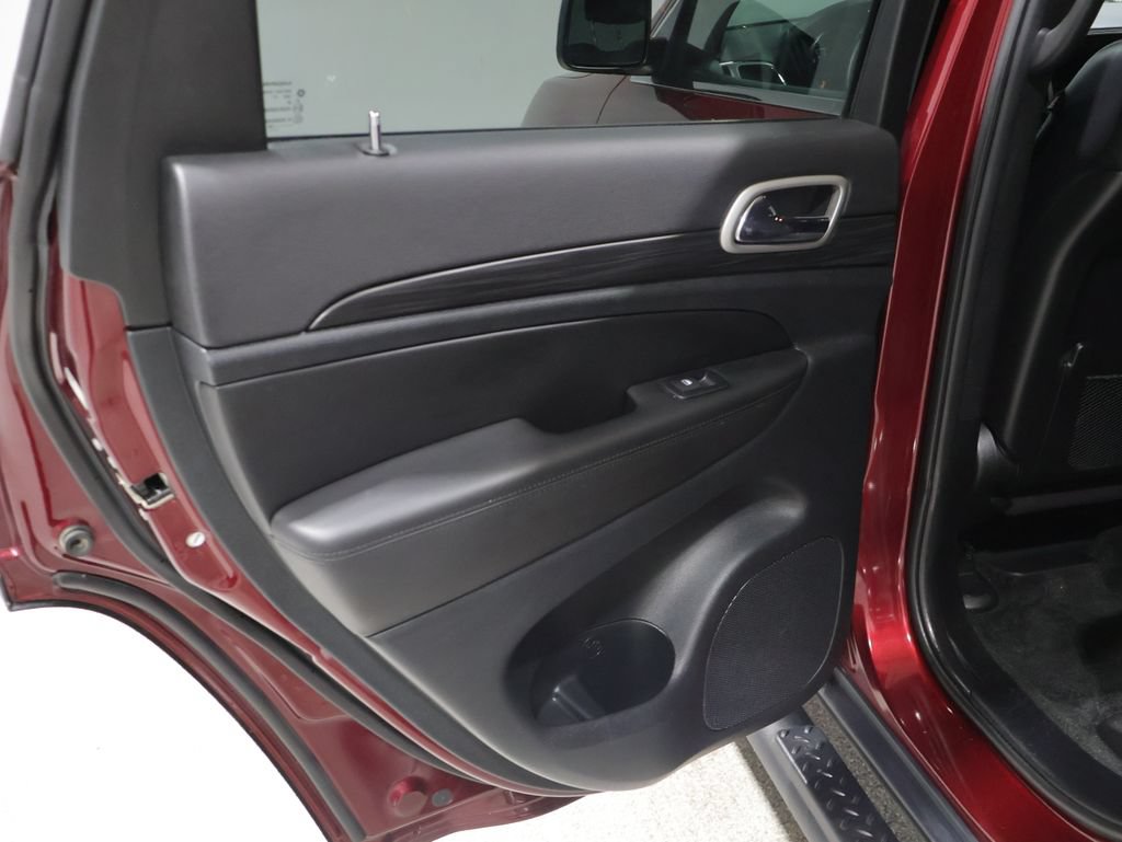Certified 2022 Jeep Grand Cherokee Laredo X AWD/4WD image 20