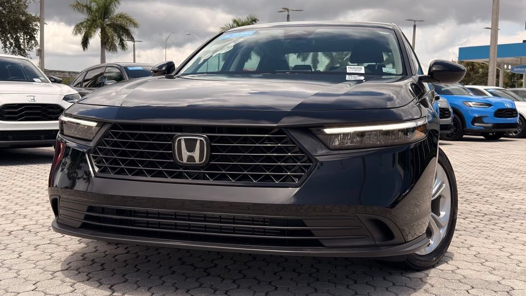 Certified 2023 Honda Accord LX image 2
